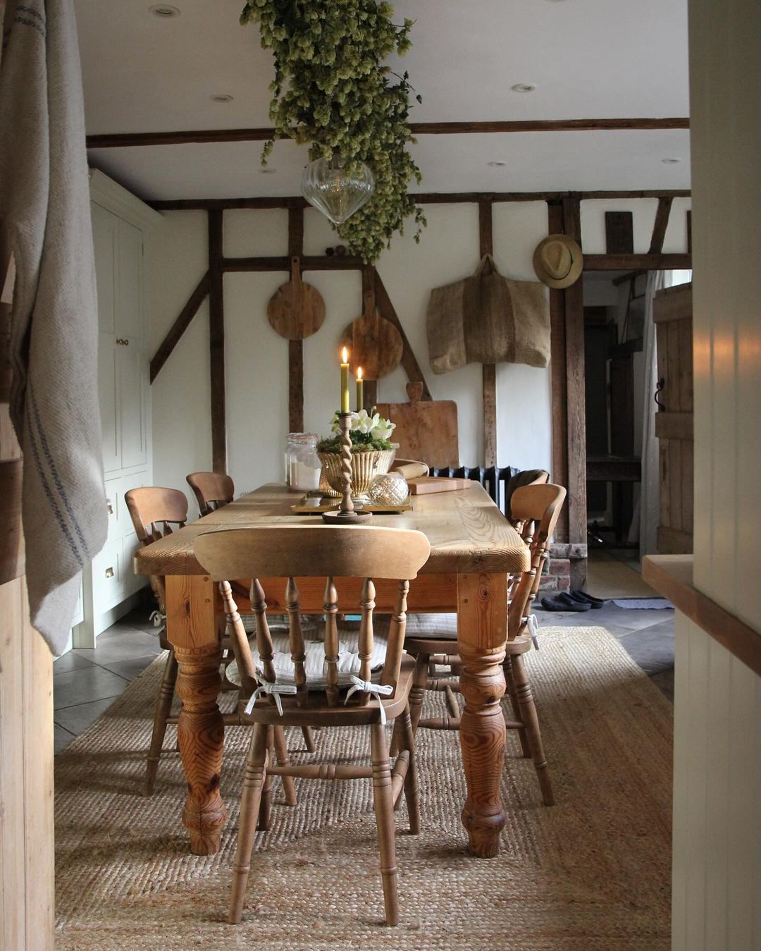 6 Ways to Style English Dining Chairs in Your Home