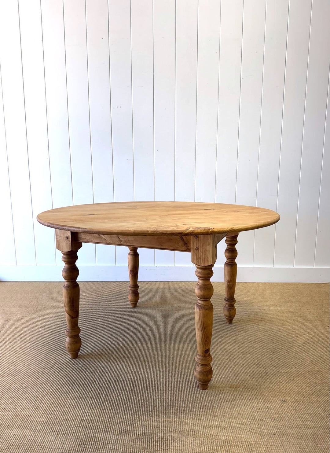 The Parson's Table - Round