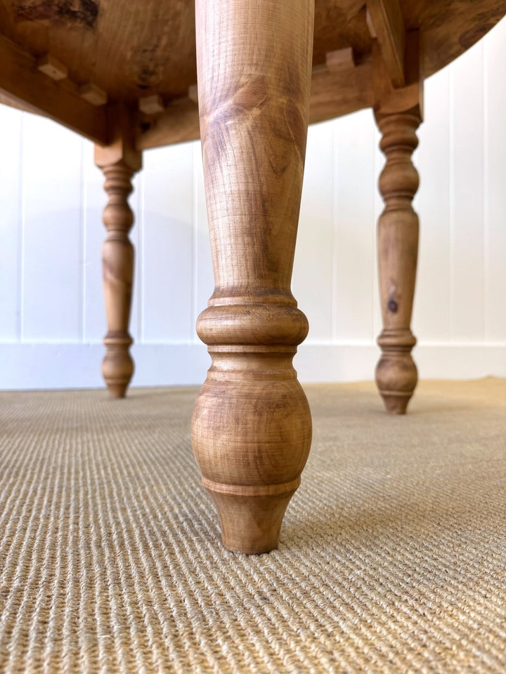 The Parson's Table - Round