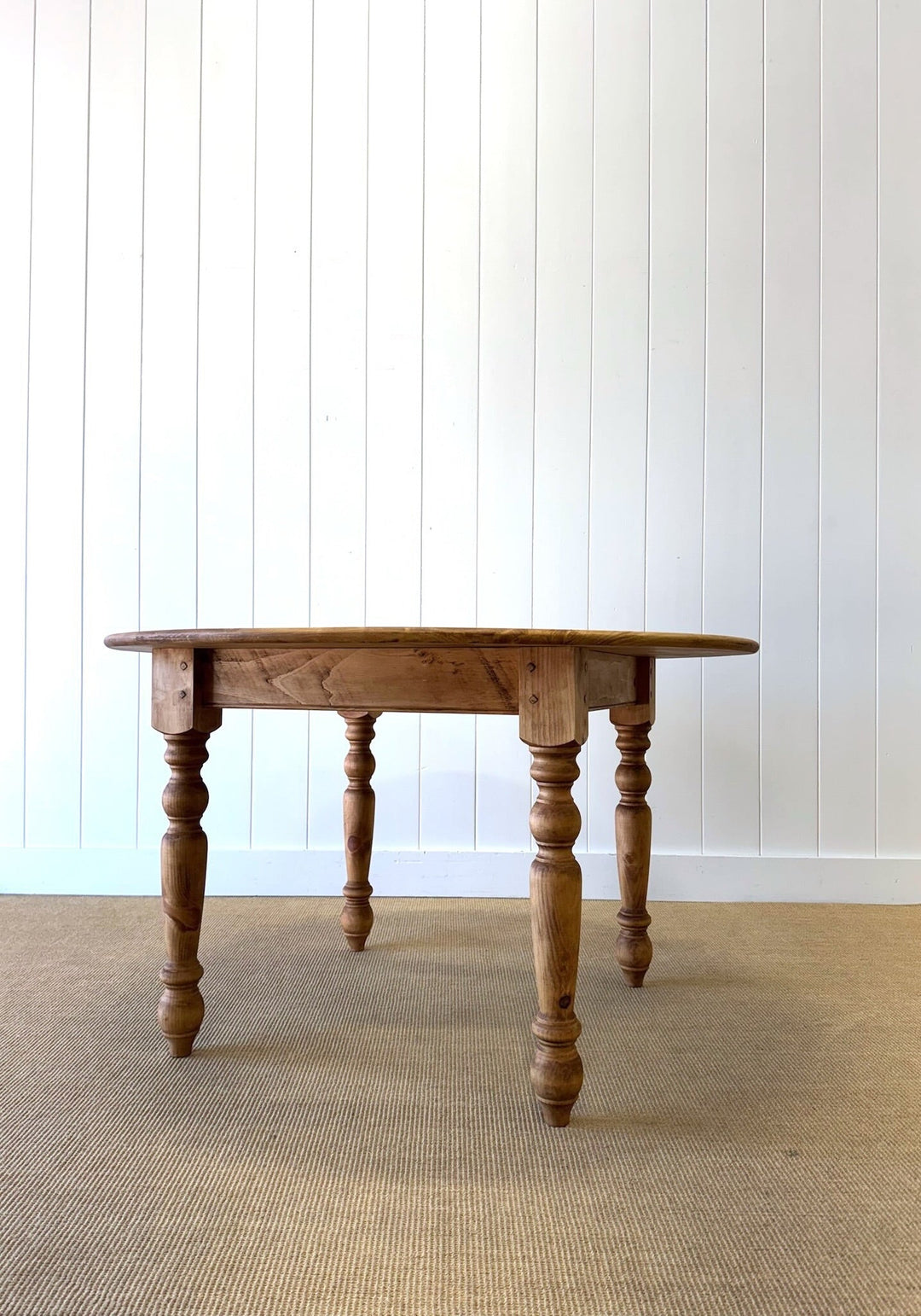 The Parson's Table - Round