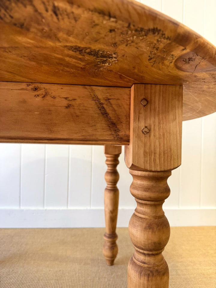 The Parson's Table - Round
