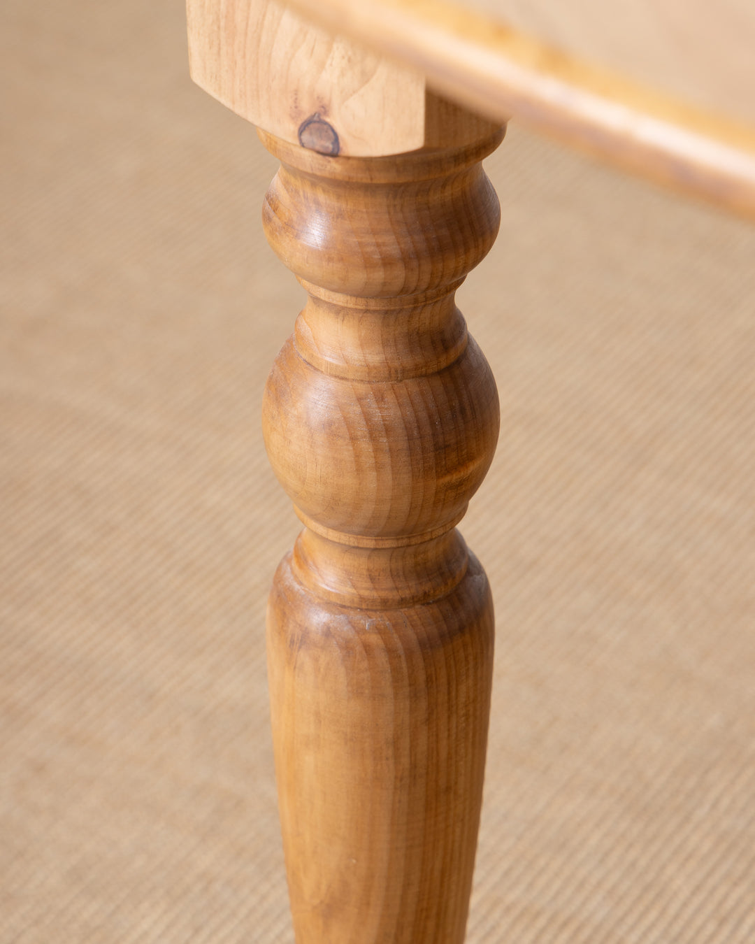 The Parson's Table - Round