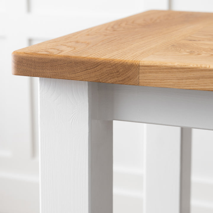 Windsor Oak Breakfast Bar