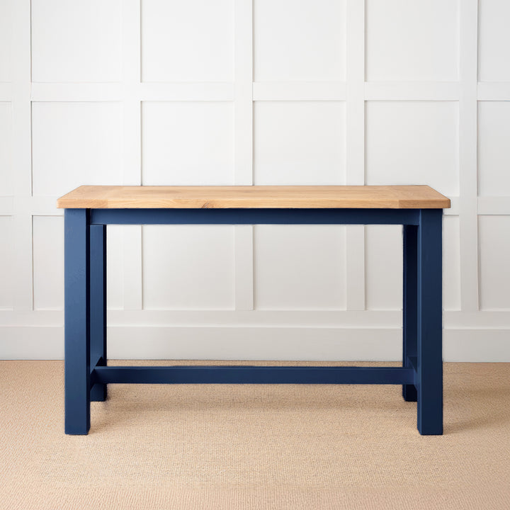 Windsor Oak Breakfast Bar