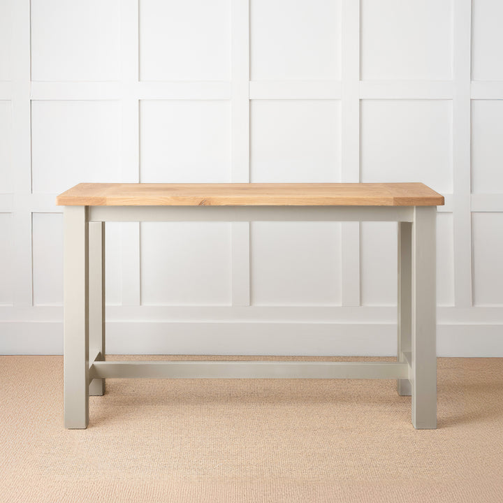 Windsor Oak Breakfast Bar
