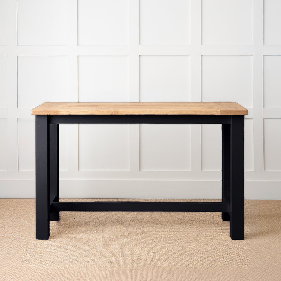 Windsor Oak Breakfast Bar
